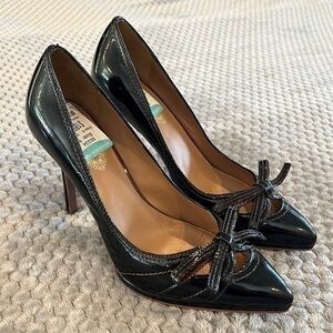NWT Elie Tahari Heels Size 40